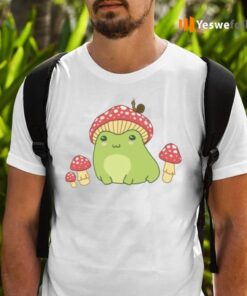 Frog With Mushroom Hat And Snail Shirts