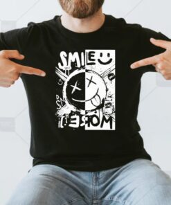 dream store smile more T-shirts