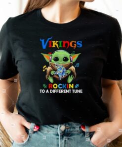 Baby Yoda Hug Minnesota Vikings Autism Rockin To A Different Tune shirts