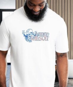 Lainey Wilson - Hillbilly Hippie T-Shirt