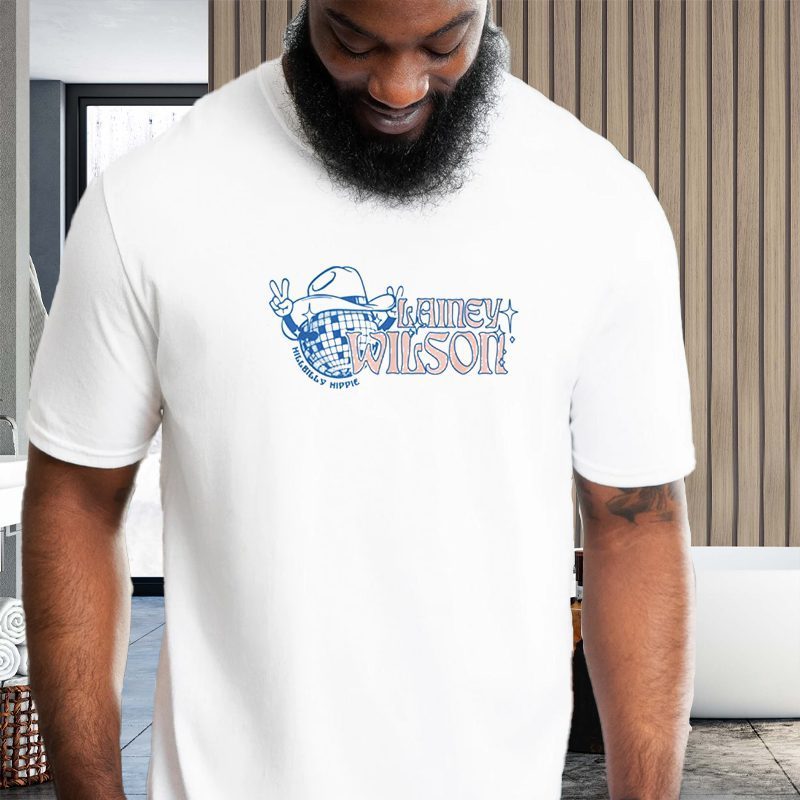 Lainey Wilson - Hillbilly Hippie T-Shirt