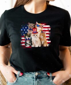 Cat Patriotic USA Cat Lovers Cat Moms 4th July Shirt