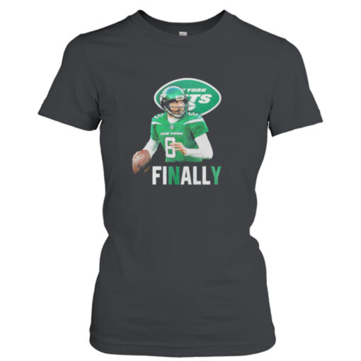 Aaron Rodgers Finally New York Jets  T-Shirt Hoodies