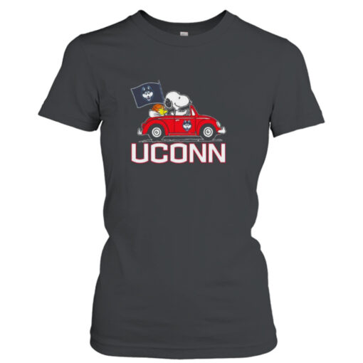 Snoopy And Woodstock Driver Car UCONN Huskies T- T-Shirt Hoodie